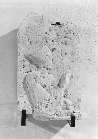 stèle, image 2/3