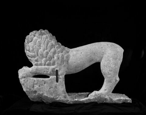 statue, image 8/9