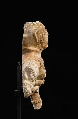 statue, image 2/4
