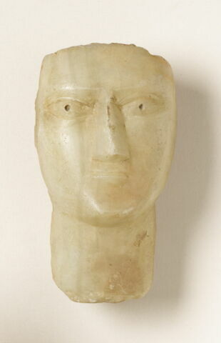 tête funéraire, image 2/3