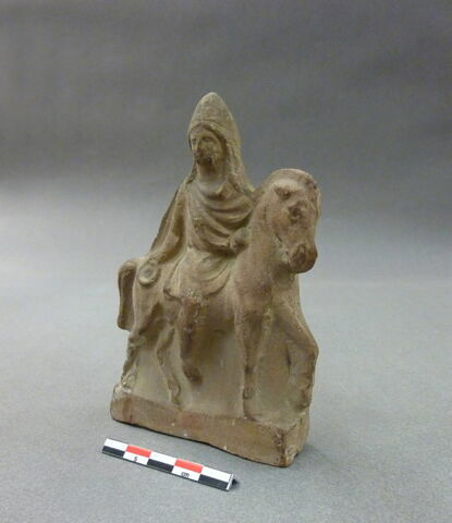 figurine, image 2/3