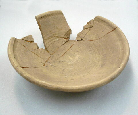 vase, image 2/2