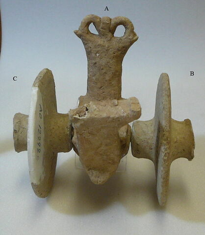 figurine, image 2/2