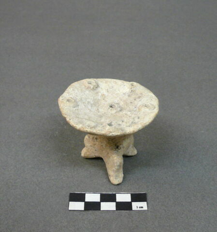 figurine, image 2/2