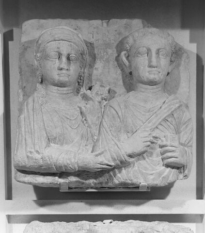 relief, image 2/3