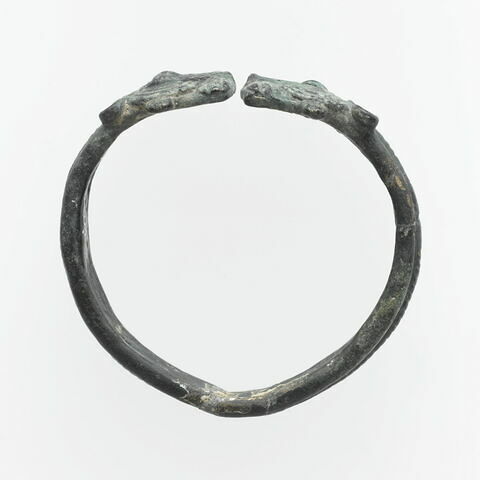 bracelet, image 2/5