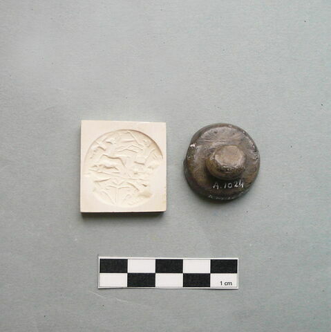 cachet, image 2/2