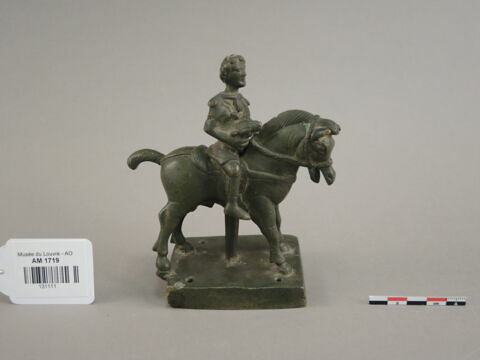 figurine