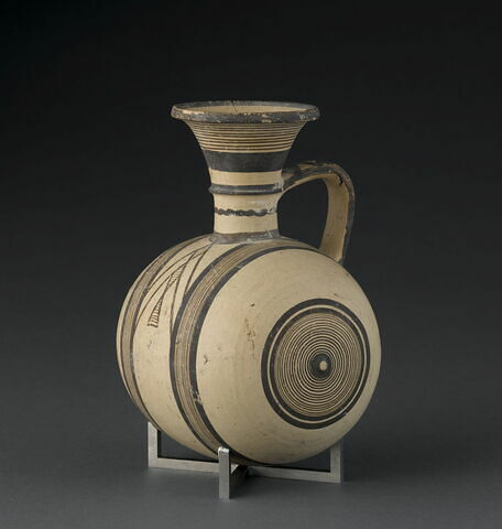 vase, image 2/4