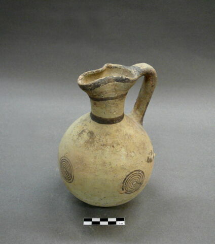 vase, image 3/4