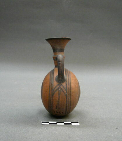 vase, image 3/3