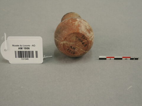 vase, image 2/3
