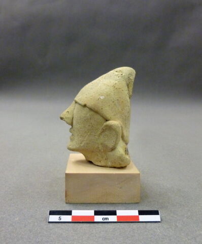 figurine, image 2/4