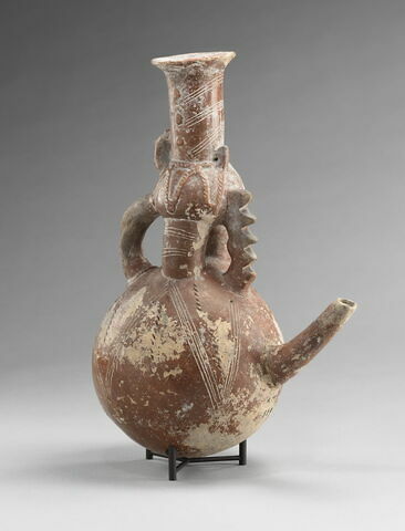 vase, image 2/5
