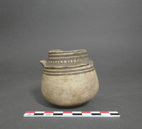 vase