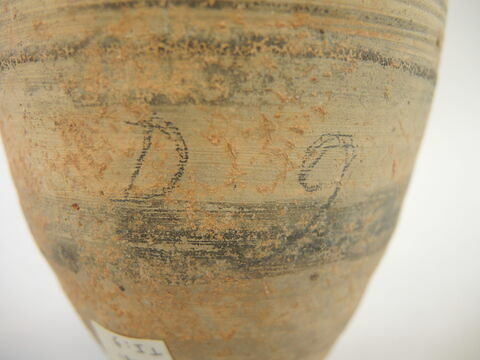 vase, image 2/5