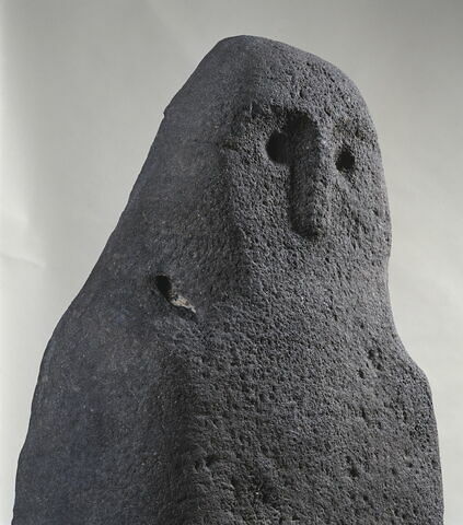 statue ; bétyle, image 3/9