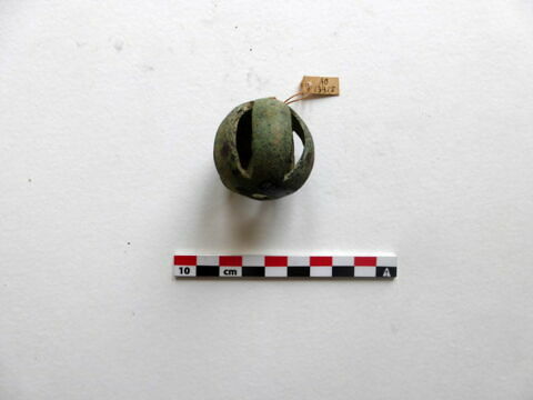 grelot ; pendeloque