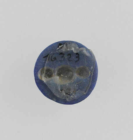 cachet, image 3/3