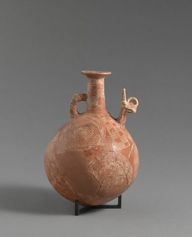 vase, image 3/6