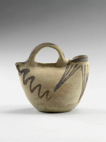 vase, image 2/4