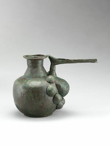 vase, image 2/2