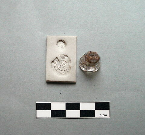 cachet, image 2/3