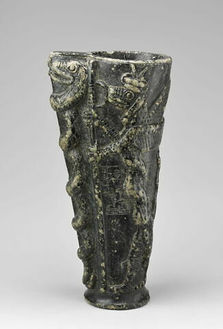 vase, image 3/8