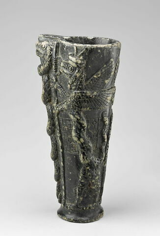 vase, image 4/8