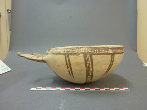 vase, image 4/11