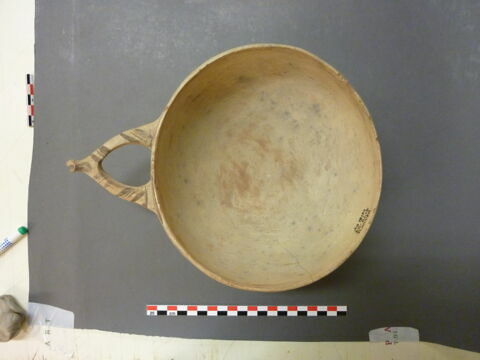 vase, image 9/11