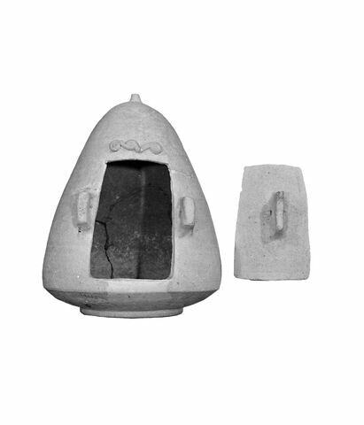 vase, image 8/8