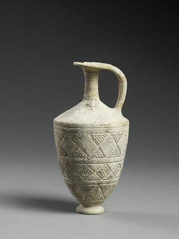 vase, image 2/2