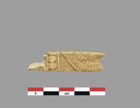 plaquette  ; incrustation de meuble