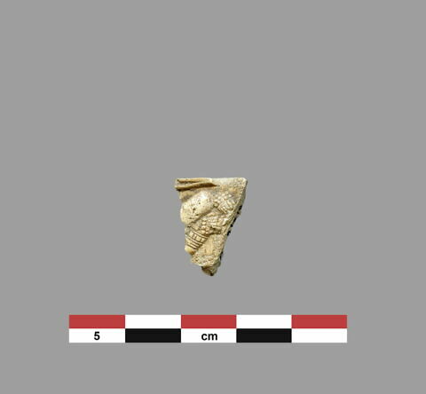 plaquette  ; incrustation de meuble