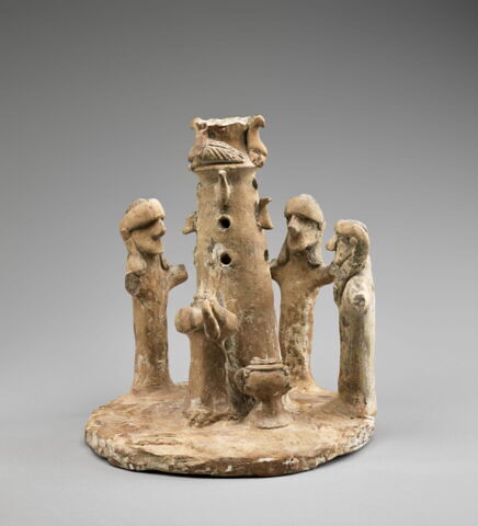 figurine, image 2/3