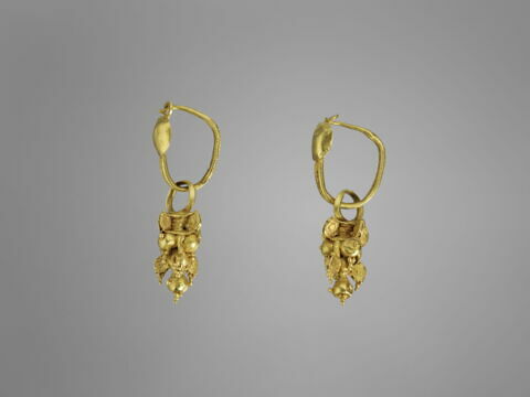 boucle d'oreille, image 3/9
