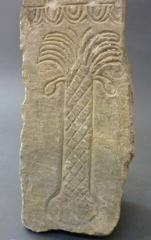 stèle  ; ex-voto, image 3/4