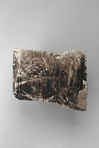stèle  ; ex-voto