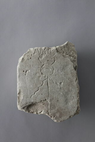 stèle  ; ex-voto