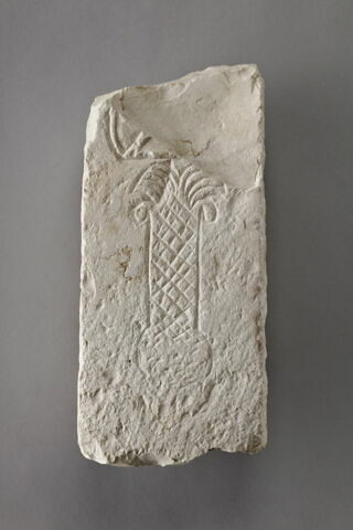 stèle  ; ex-voto