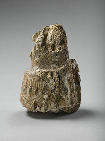 statue, image 4/12
