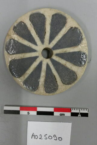 plaque ; amulette, image 2/3