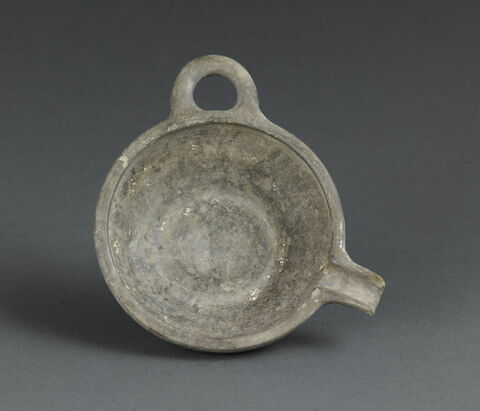 vase, image 2/2
