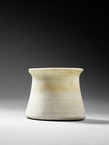 vase, image 3/5