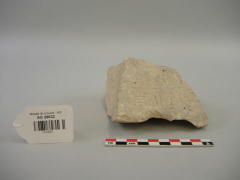 sculpture ; document écrit