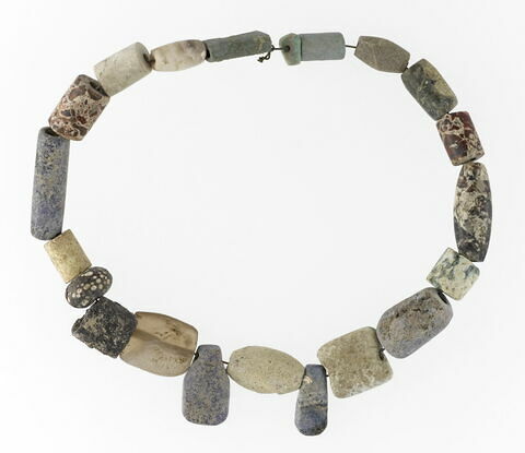 collier, image 3/4