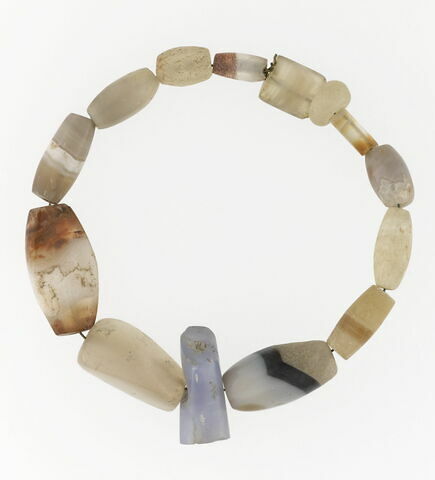 collier, image 2/3
