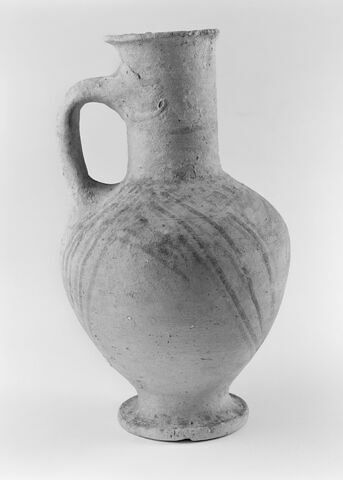 vase, image 2/3