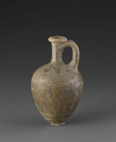 vase, image 3/4